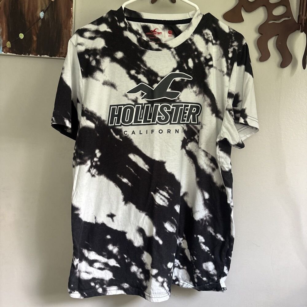 Hollister Tshirt Size Large